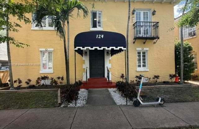 Photo of 124 Mendoza Ave