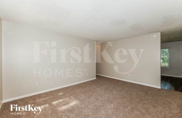 1022 Woodpointe Drive