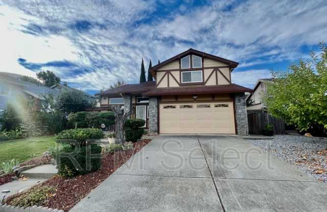 442 Inverness Way