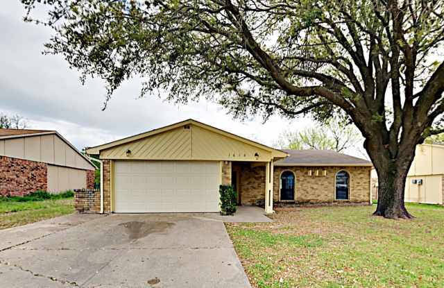 1610 Pilot Way - 1610 Pilot Way, Garland, TX 75040