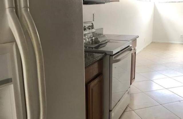 834 NW 82nd Avenue, Fort Lauderdale, FL 33324