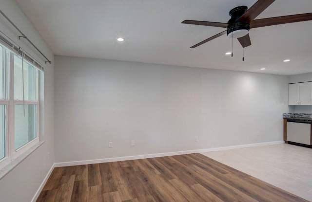 1007 SUMNER BOULEVARD