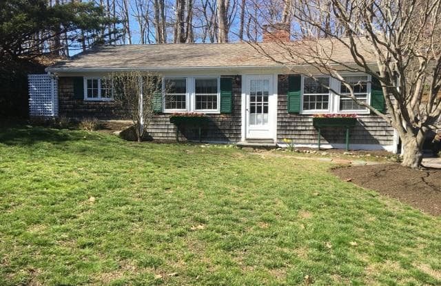 88 Hollett Street - 88 Hollett Street, North Scituate, MA 02066