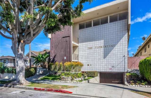 Photo of 810 Edgewood Street