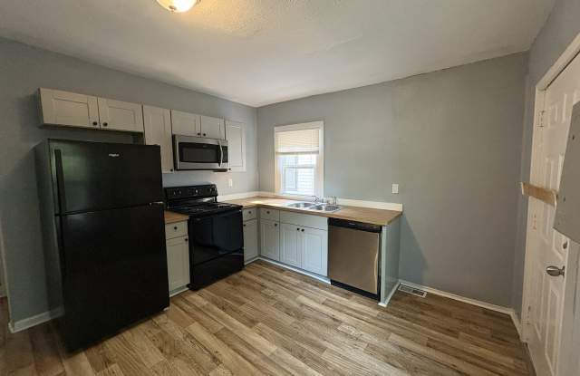 308 North Riley Avenue - 1