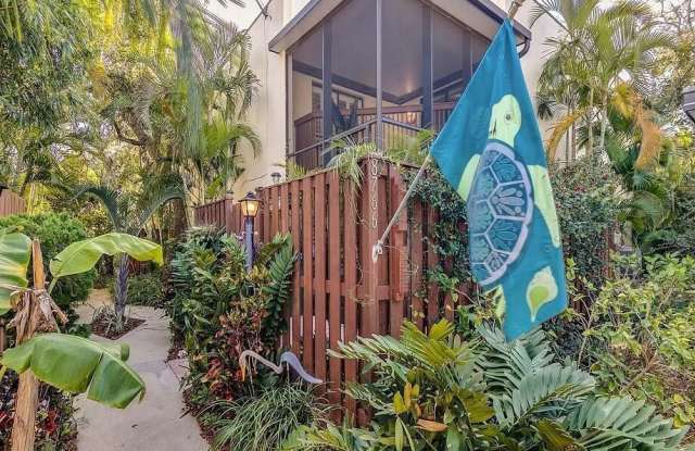 8766 Live Oak Court