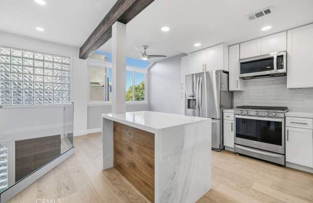 Photo of 501 Herondo