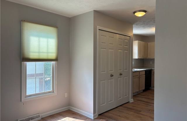 8222 Chester Parkway