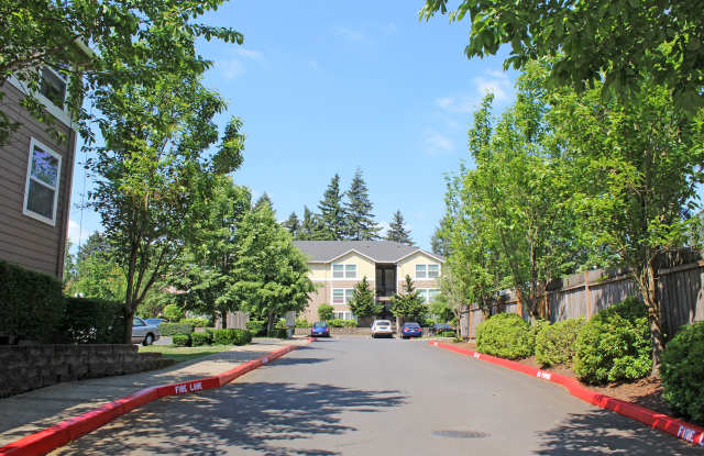 Modern Construction Top Floor 2 Bedroom Condo with Great Patio**