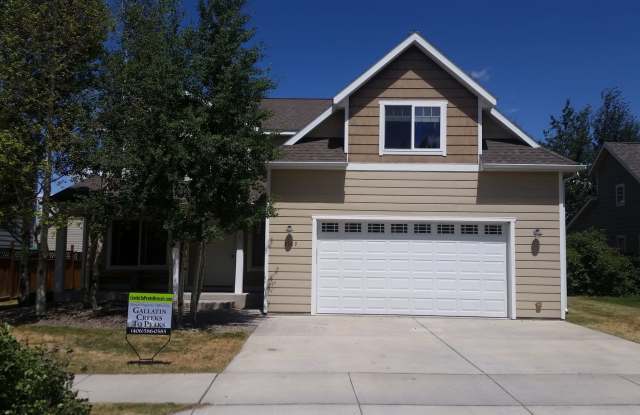 3BD/2.5BA Harvest Creek Single Family Home