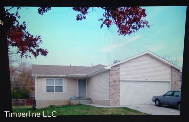 4330 Greenwood - 4330 Greenwood St, Lincoln, NE 68504