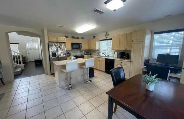 91-1041 Kaianae Street