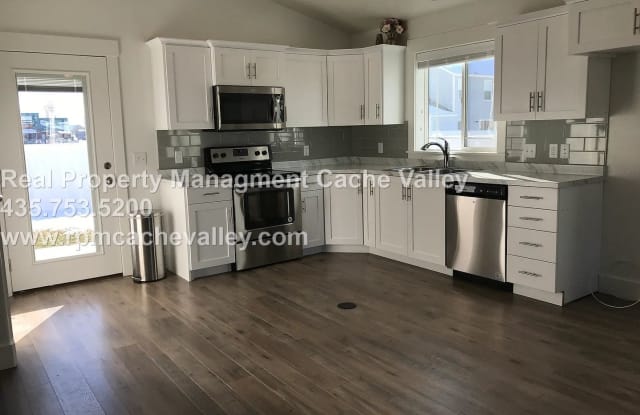 450 W 1140 N - 450 West 1140 North, Logan, UT 84341