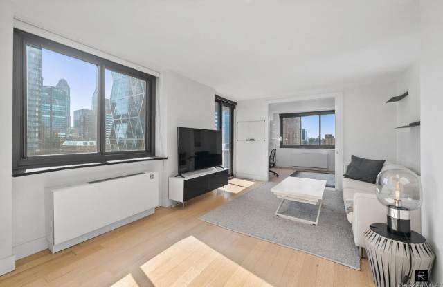 347 W 57th Street