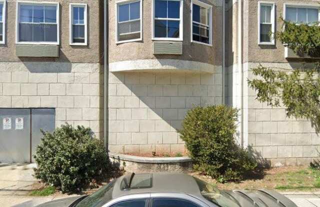 56-60 FERGUSON ST