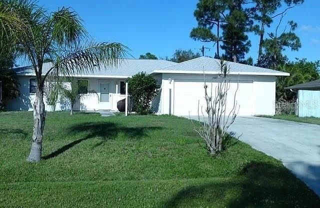 1633 SE SHEPARD LANE - 1633 Southeast Shepard Lane, Port St. Lucie, FL 34983