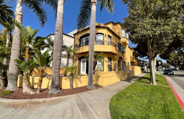 712 Orange Avenue
