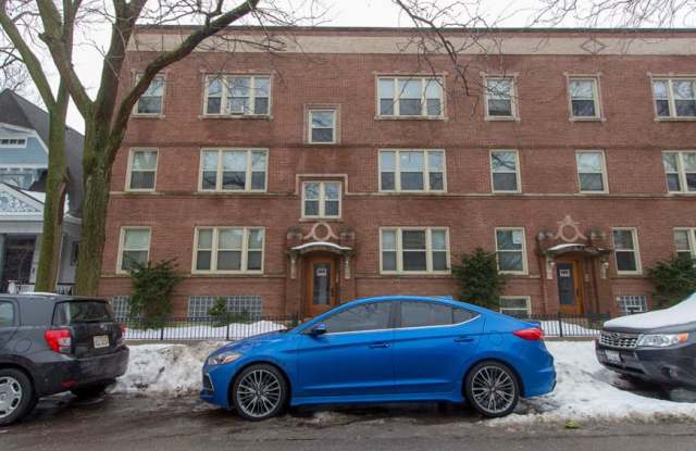 Photo of 1353 Winona