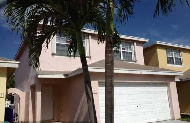 4113 EASTRIDGE CIR - 4113 Eastridge Circle, Deerfield Beach, FL 33064