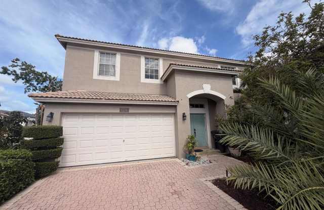 1226 Avondale Lane