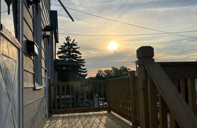 Photo of 1909 Fairmount Ave