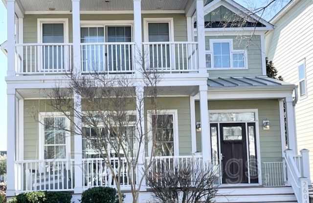 2604 East Pembroke Avenue