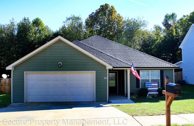 1400 Freedom Dr - 1400 Freedom Drive, Montgomery County, TN 37042