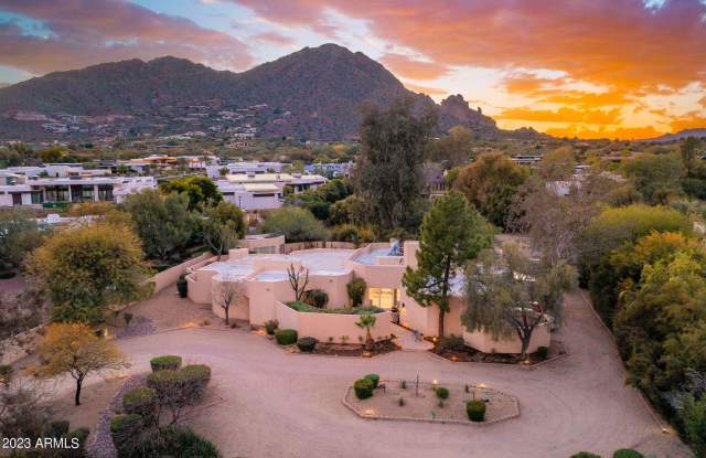 5620 N Casa Blanca Drive