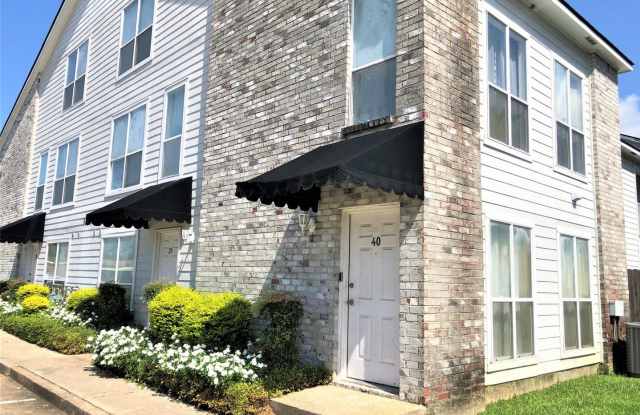 5139 Nicholson Dr. Apt #40