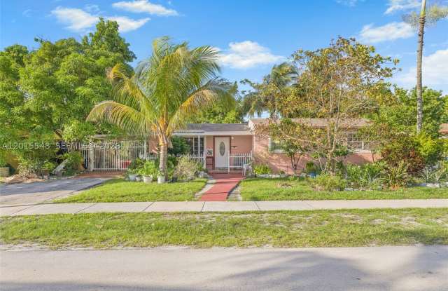 1041 NW 196th Ter