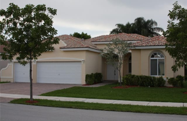 1955 SE 21st Ct - 1955 Southeast 21st Court, Homestead, FL 33035