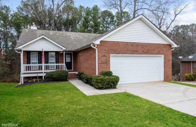 226 Oakwood Circle - 226 Oakwood Circle, Henry County, GA 30281