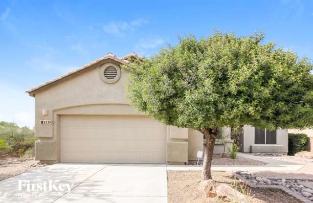 Photo of 8229 North Sombrero Point Drive