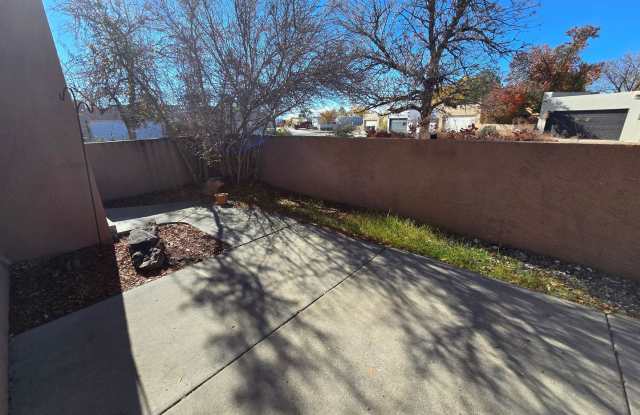 2 bed, possible 3rd in wonderful neighborhood