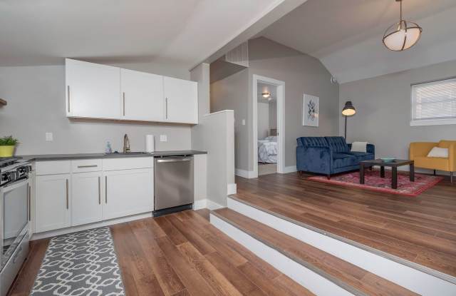 Open concept 1 bedroom house with back patio and yard!