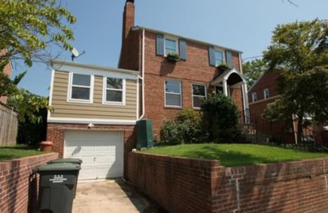 3825 17th Pl Ne - 3825 17th Place Northeast, Washington, DC 20018