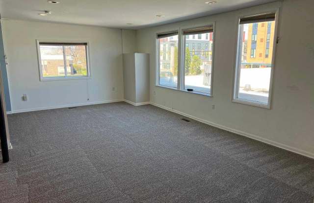 526 East 9 Mile Road