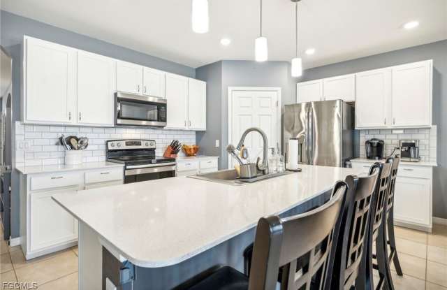 2726 Foralesca Court