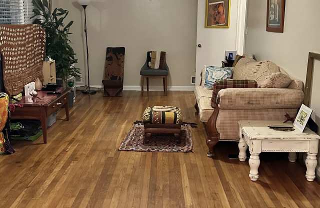 3703 Hill Acres Road Southwest