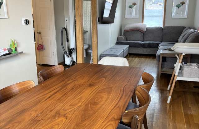 4224 New England Avenue