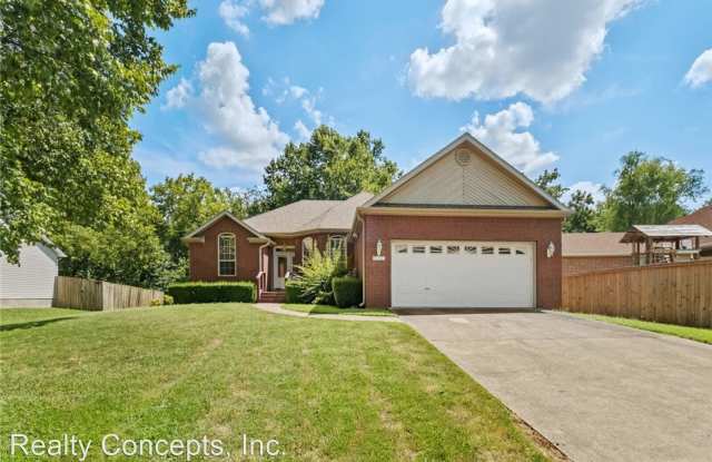 2695 E. Magnolia Drive - 2695 East Magnolia Drive, Fayetteville, AR 72703