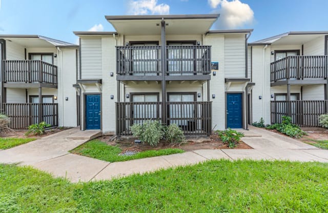 second chance apartments houston near me