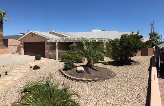 90 Lakemaster Ln - 90 Lakemaster Lane, Lake Havasu City, AZ 86403