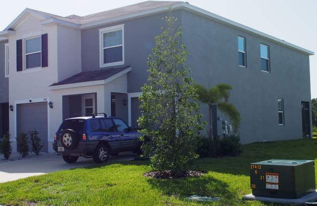 Photo of 1738 Woodleaf Hammock Court - 1