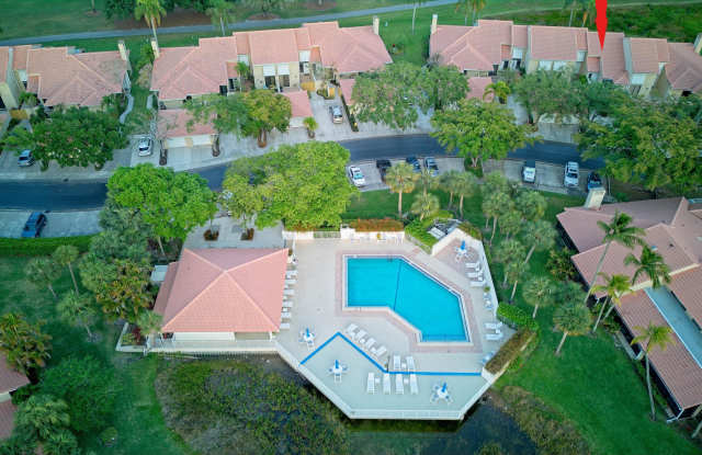 257 OLD MEADOW Way