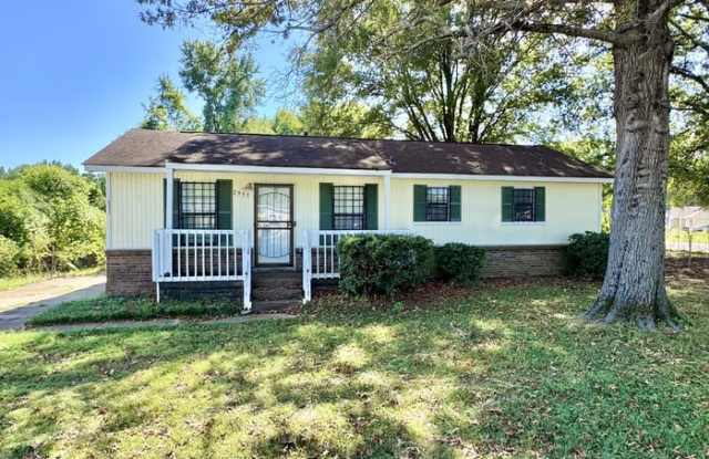 Photo of 2955 Lake Park Road