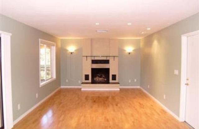 45 Stations West Drive