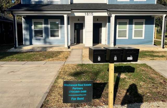 1815 Newcastle Street unit: A