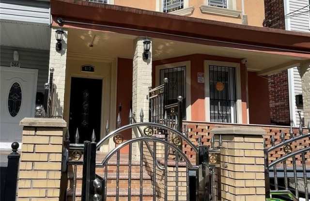 Photo of 677 E 224th Street