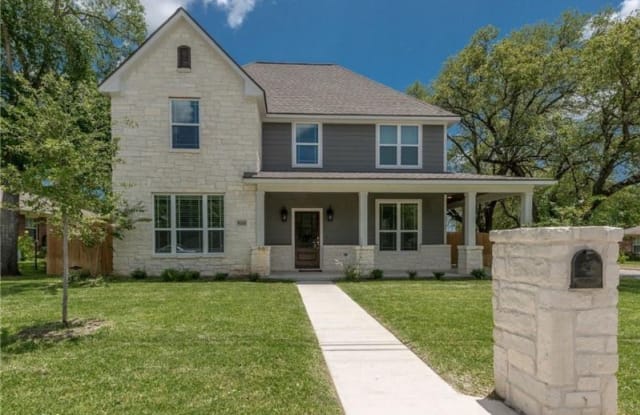 500 Thompson St - 500 Thompson Street, College Station, TX 77840